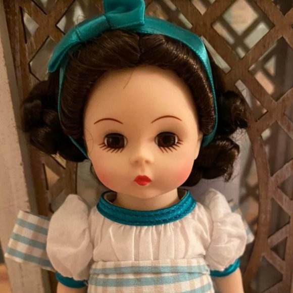 Madame Alexander Meg Little Women Doll 50910 - Picture 3 of 3